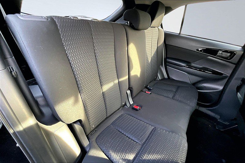 Used 2024 Mitsubishi Eclipse Cross LE image 27