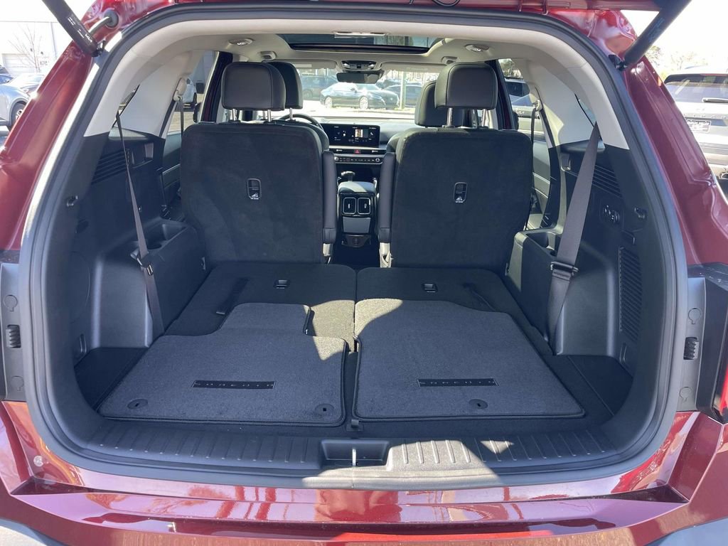 Certified 2025 Kia Sorento SX image 21
