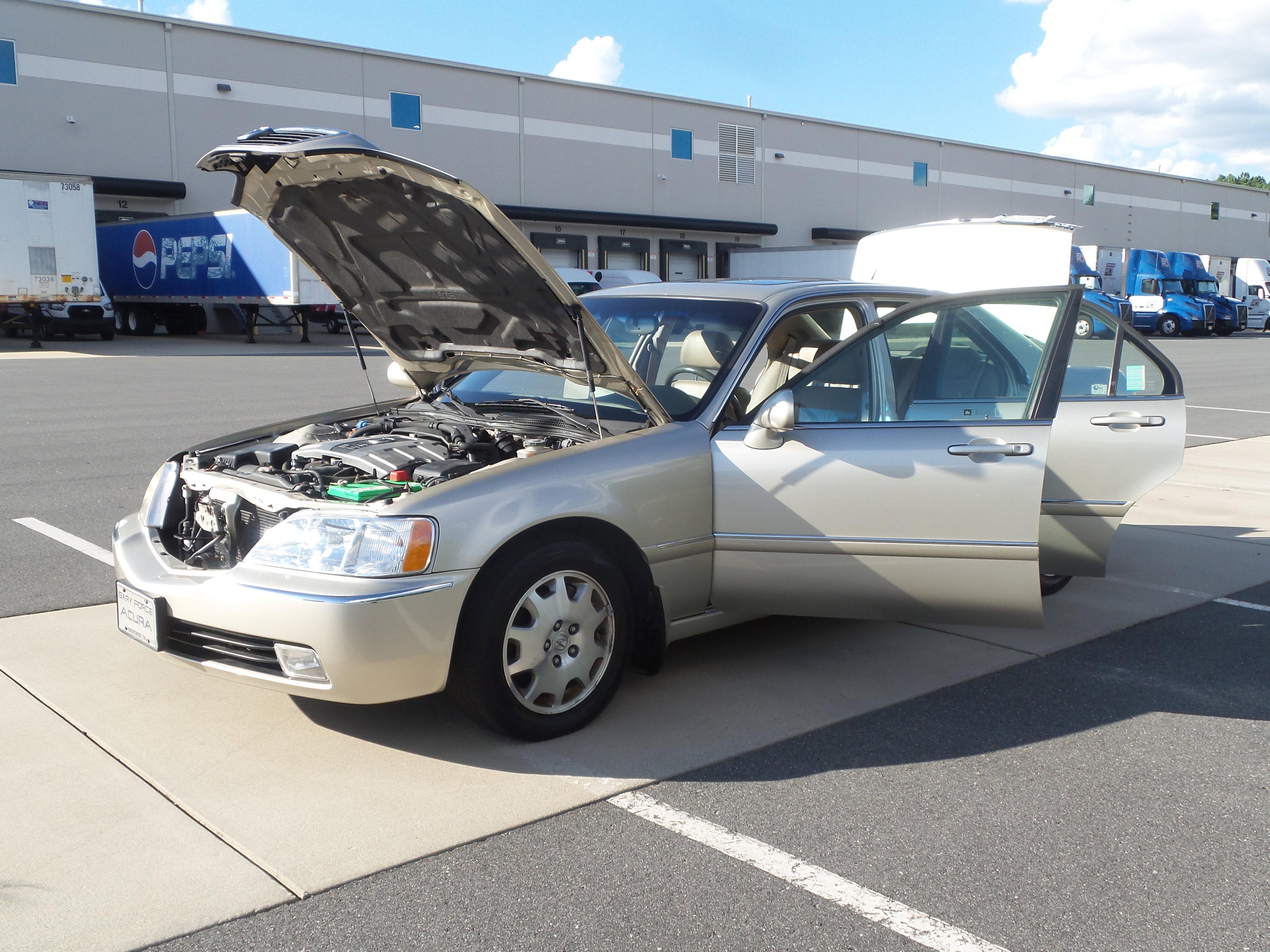 Used 2004 Acura RL image 58