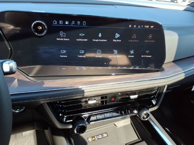New 2027 Chevrolet Tahoe Premier w/ Sun And Tow Package AWD/4WD image 13
