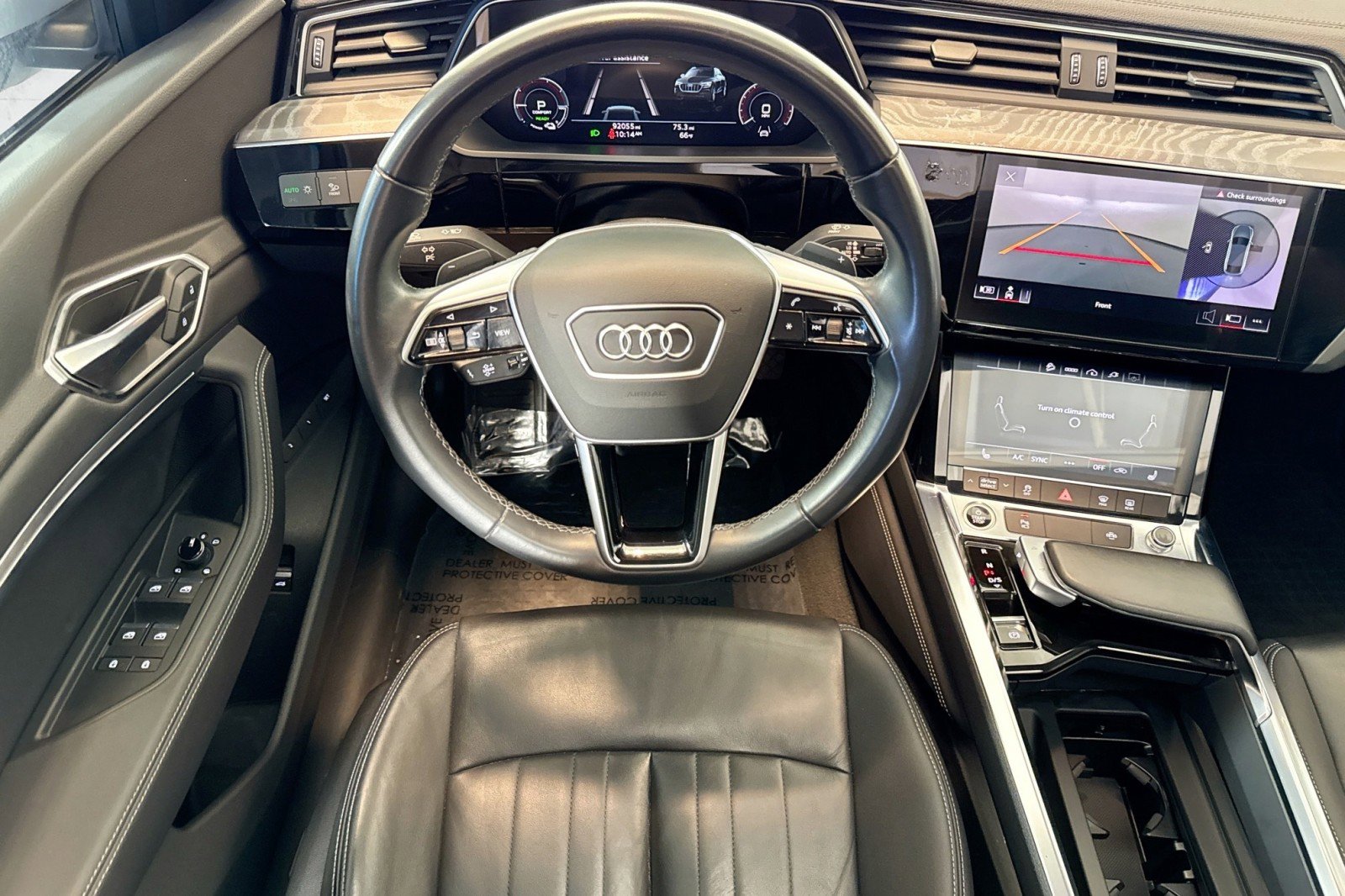Used 2022 Audi e-tron Premium w/ Convenience Plus Package AWD/4WD image 21