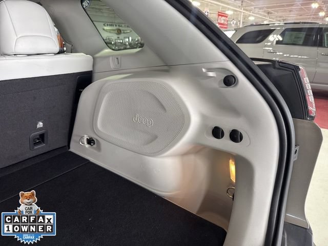 Used 2020 Jeep Cherokee Limited AWD/4WD image 36