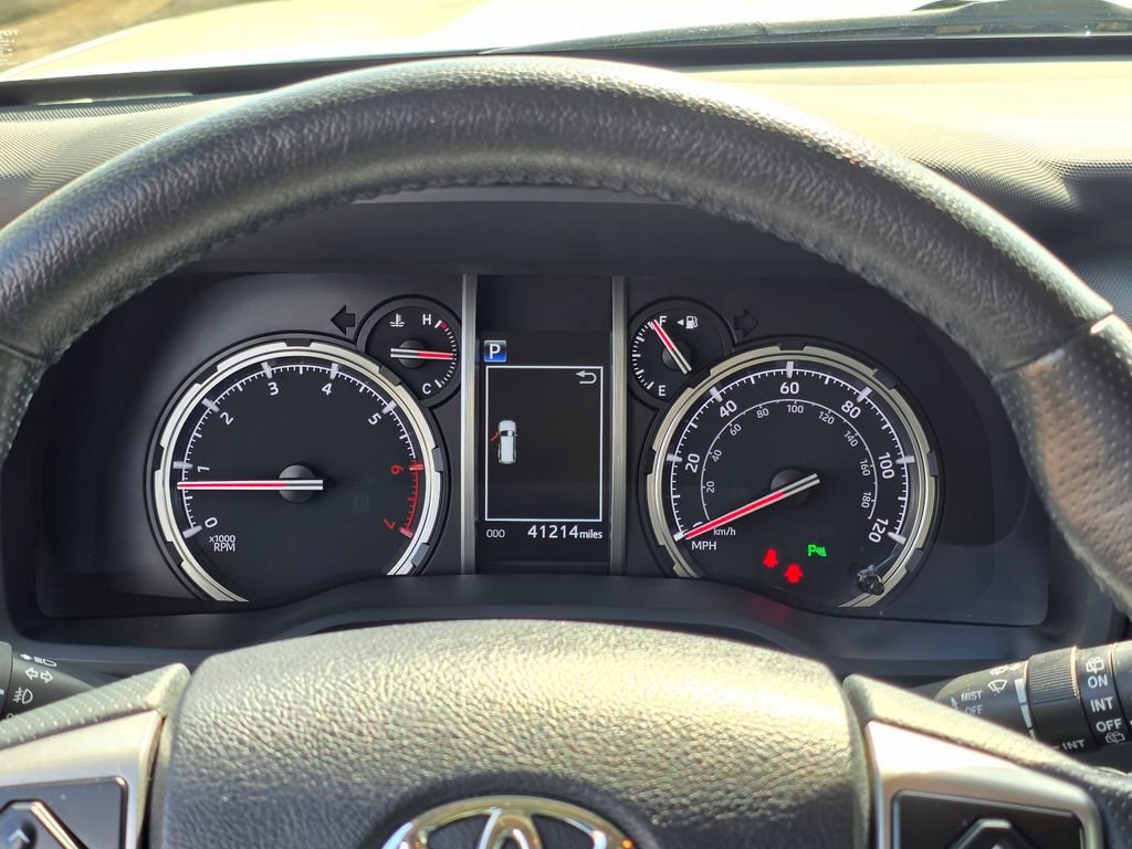 Used 2023 Toyota 4Runner Limited image 21