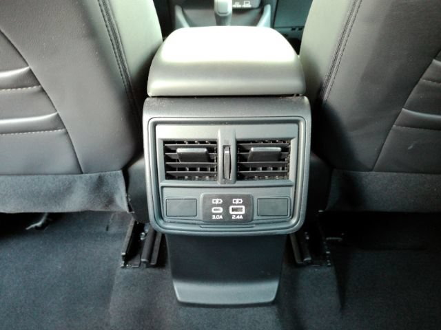 Used 2025 Subaru Forester Premium AWD/4WD image 26