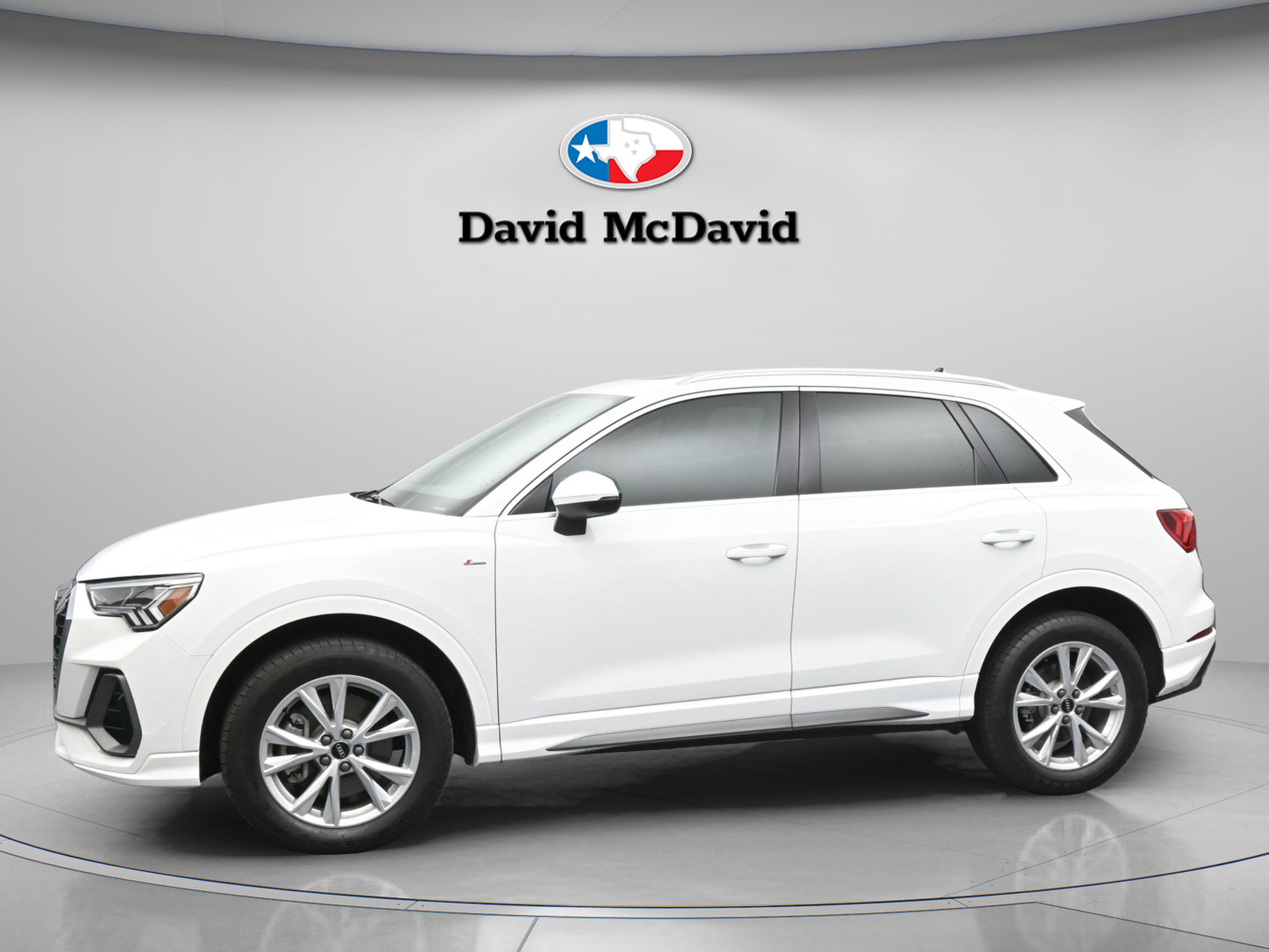 Used 2023 Audi Q3 2.0T Premium w/ Convenience Package AWD/4WD image 5