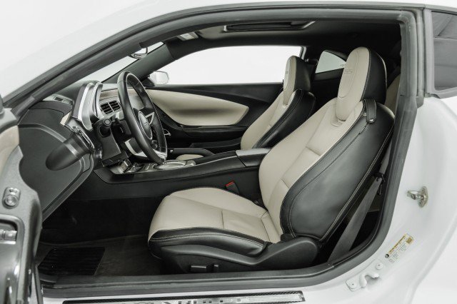 Used 2010 Chevrolet Camaro SS image 27