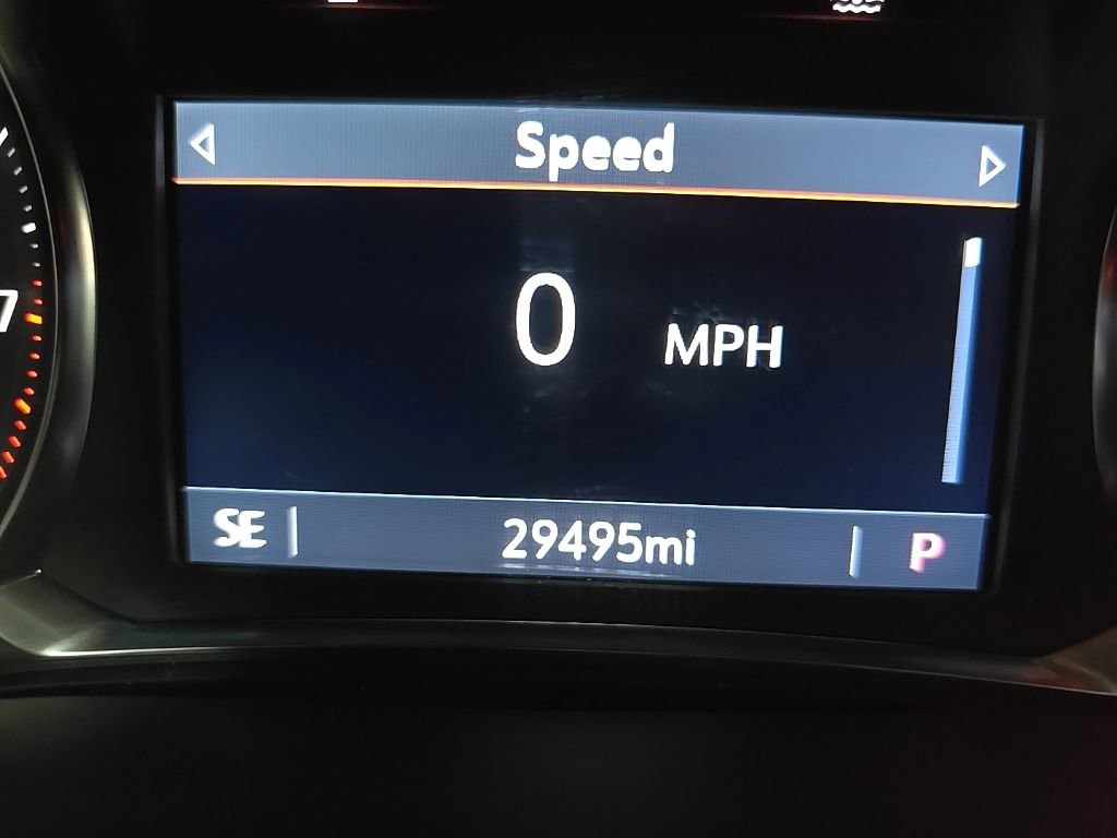 Used 2023 Chevrolet Traverse LT image 22