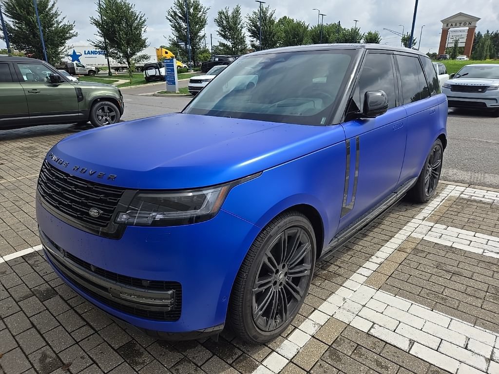 Certified 2025 Land Rover Range Rover SE AWD/4WD image 1