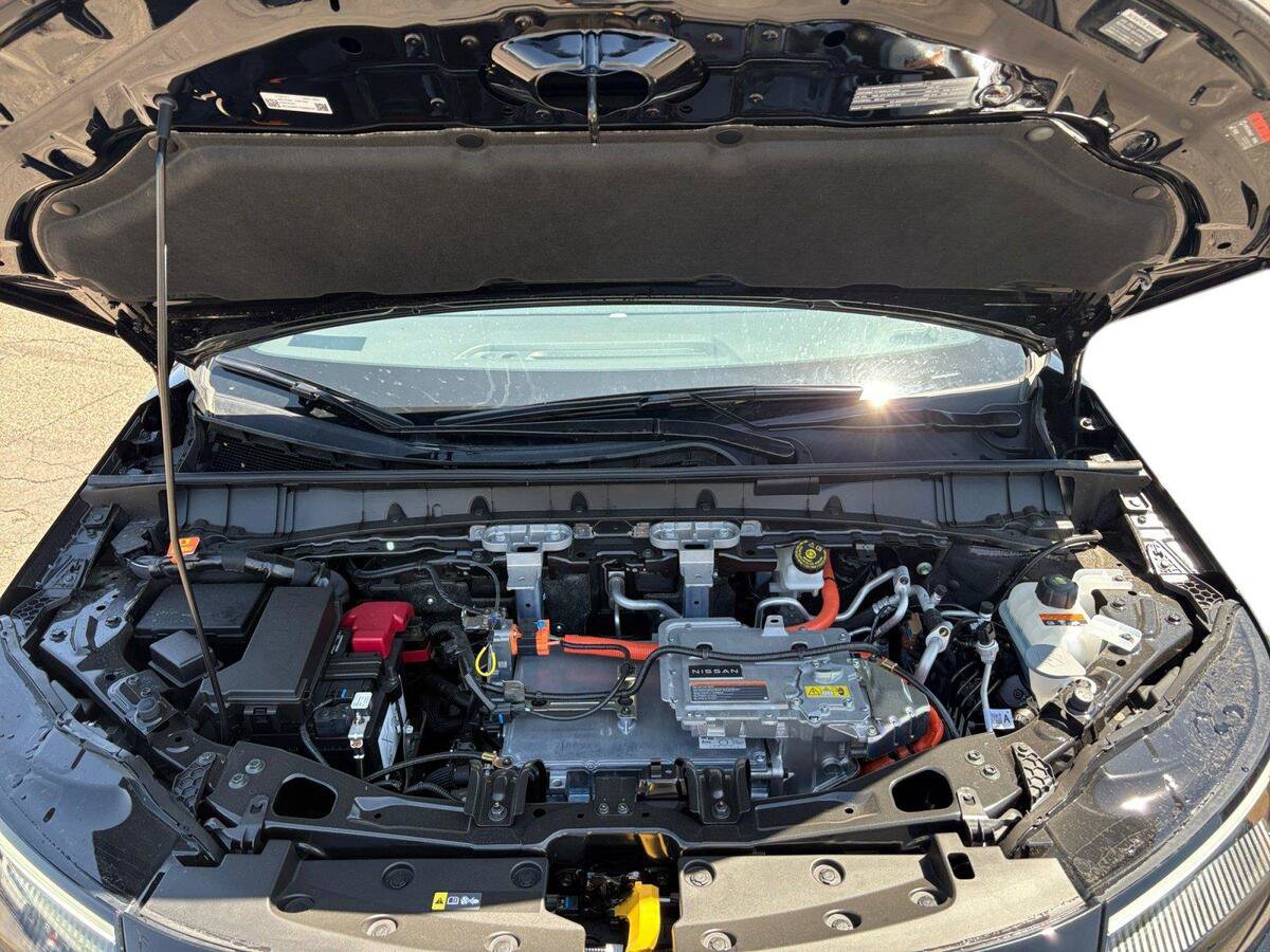 New 2026 Nissan Leaf w/ Floor Mat Package (S+) FWD image 18