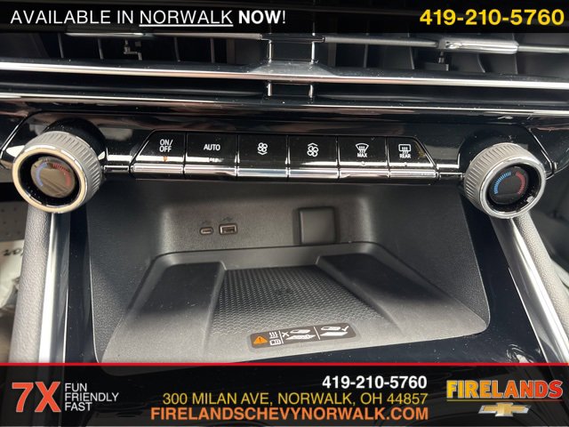 New 2025 Chevrolet Traverse LT w/ Driver Confidence Package image 27