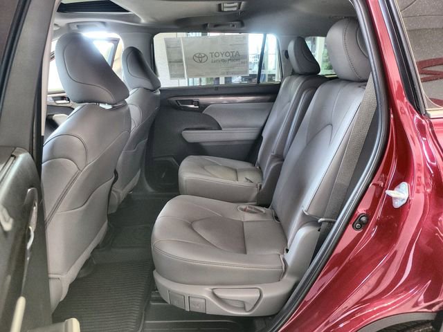 New 2026 Toyota Highlander Limited AWD/4WD image 23