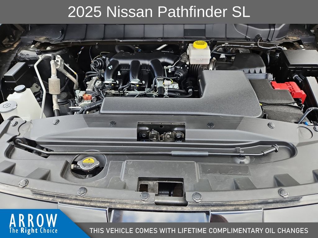 Used 2025 Nissan Pathfinder SL AWD/4WD image 15