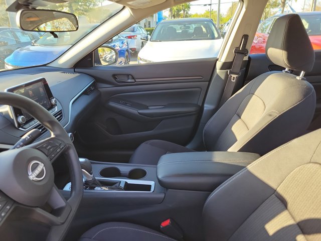 Used 2025 Nissan Altima 2.5 S image 17