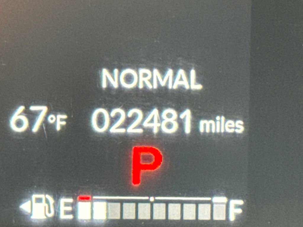 Used 2025 Honda Pilot Touring image 20