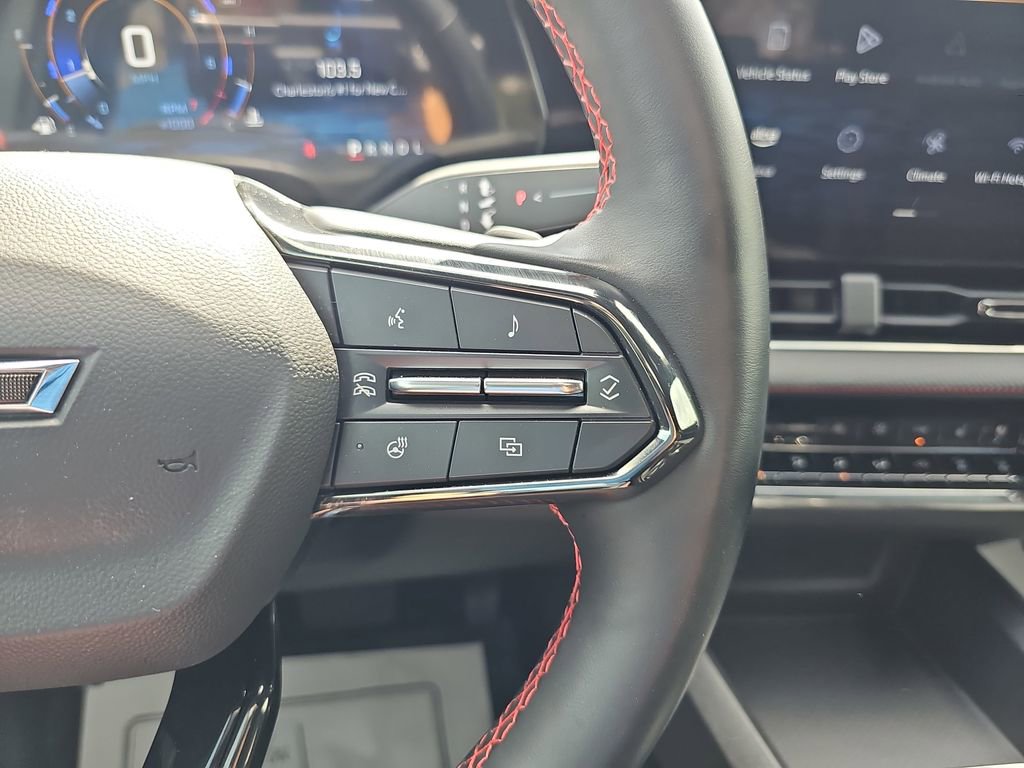 Used 2025 Chevrolet Equinox RS w/ Safety and Technology Package image 22