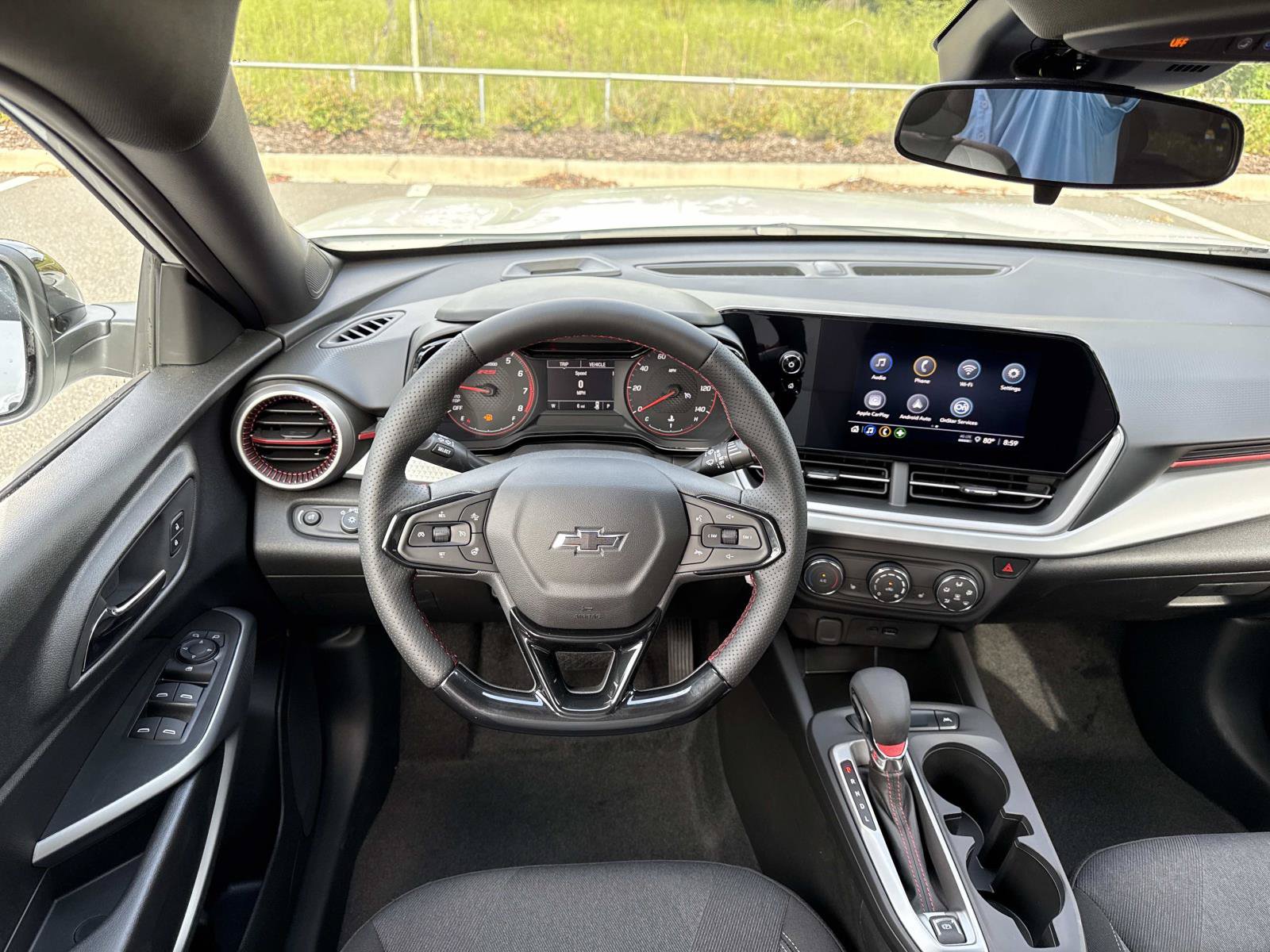 New 2026 Chevrolet Trax RS w/ Sunroof Package FWD image 13