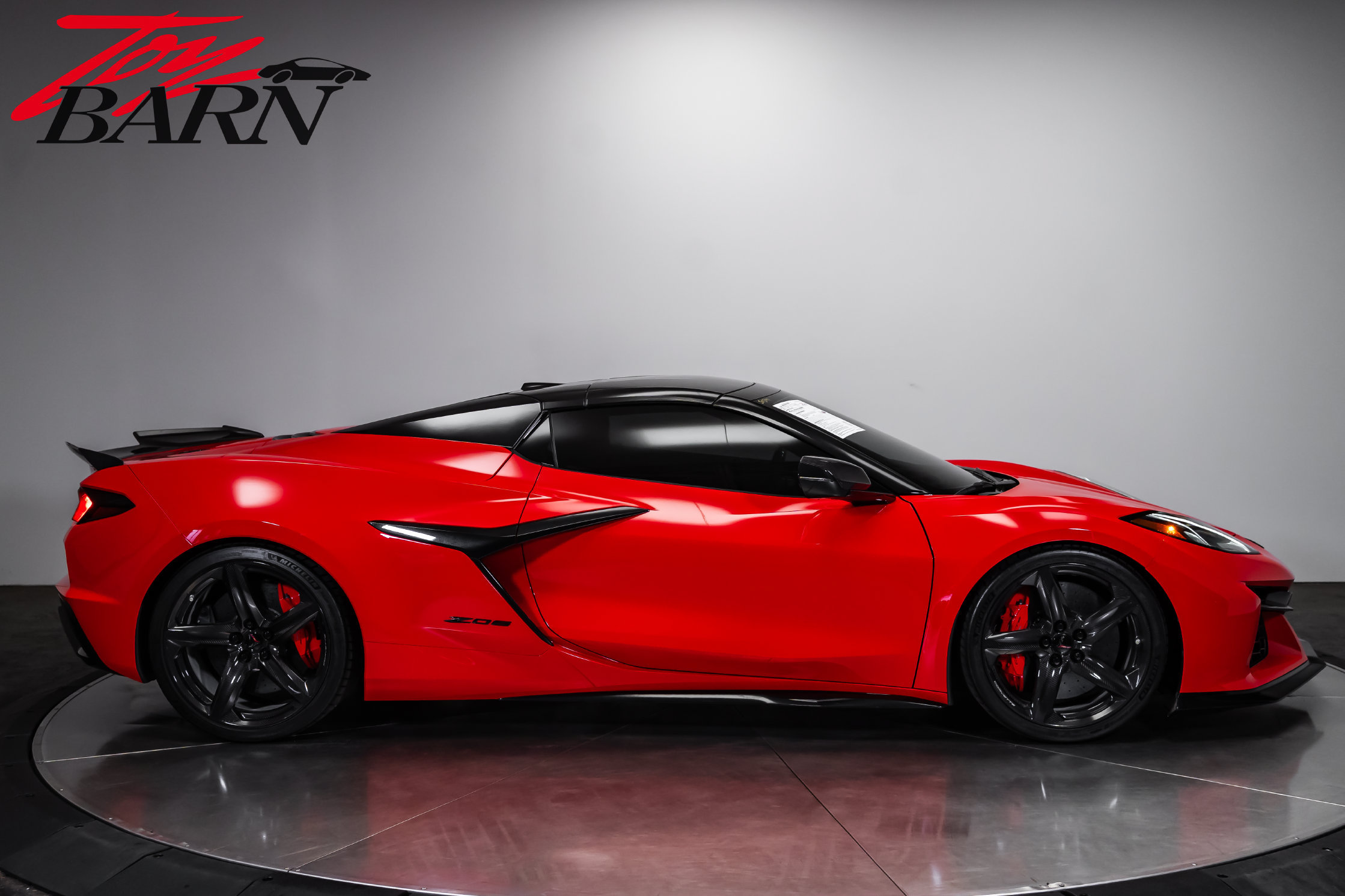 Used 2023 Chevrolet Corvette Z06 w/ Stealth Interior Trim Package RWD image 14