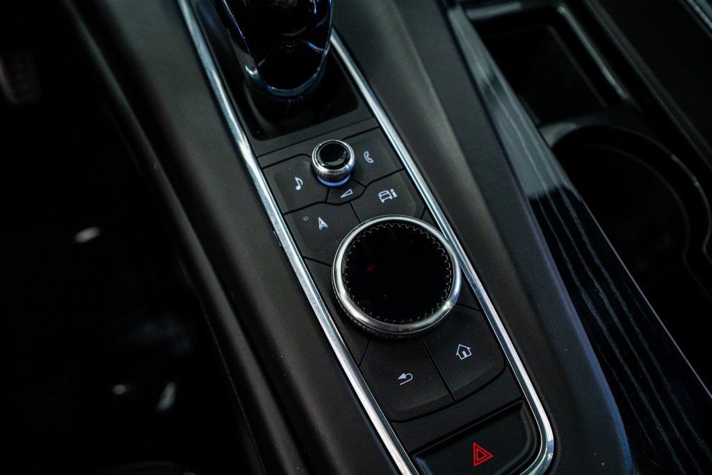 Used 2023 Cadillac Escalade ESV V image 50