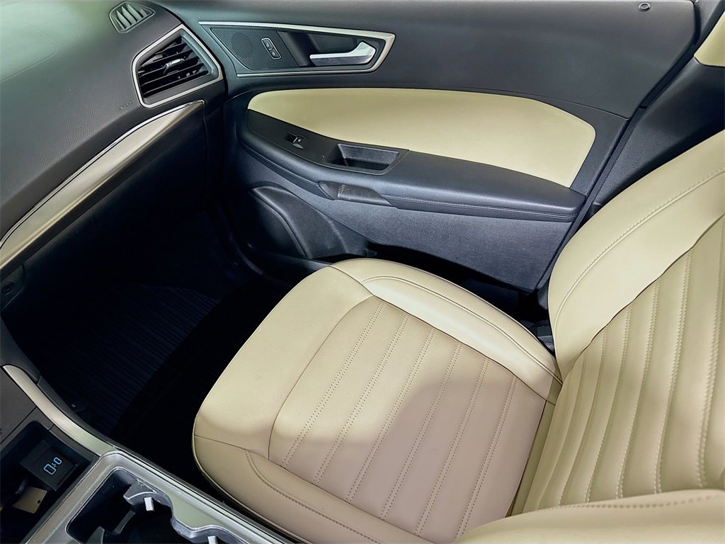 Used 2022 Ford Edge SEL w/ Convenience Package image 20