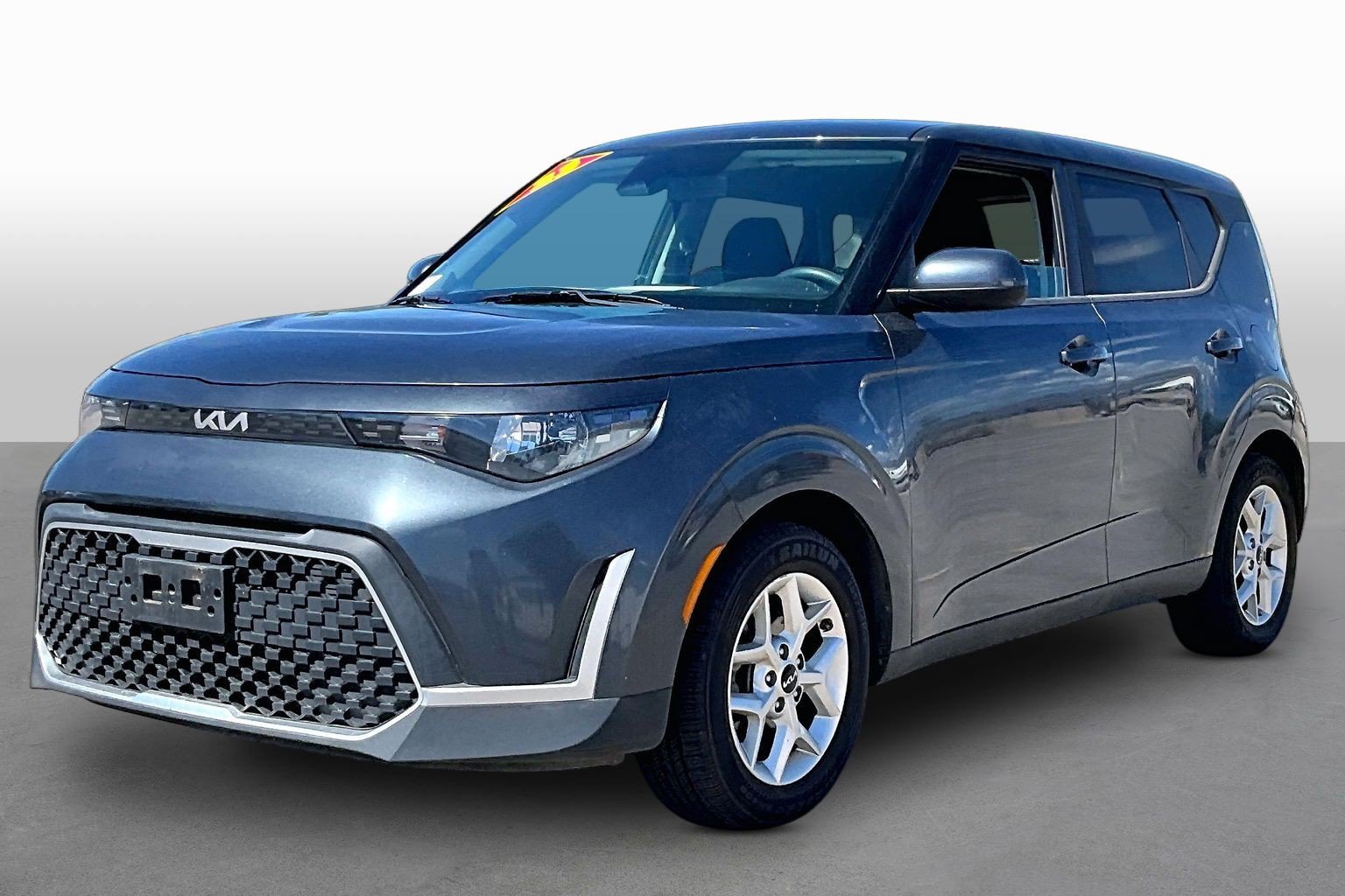 Used 2023 Kia Soul LX w/ Option Group 015
