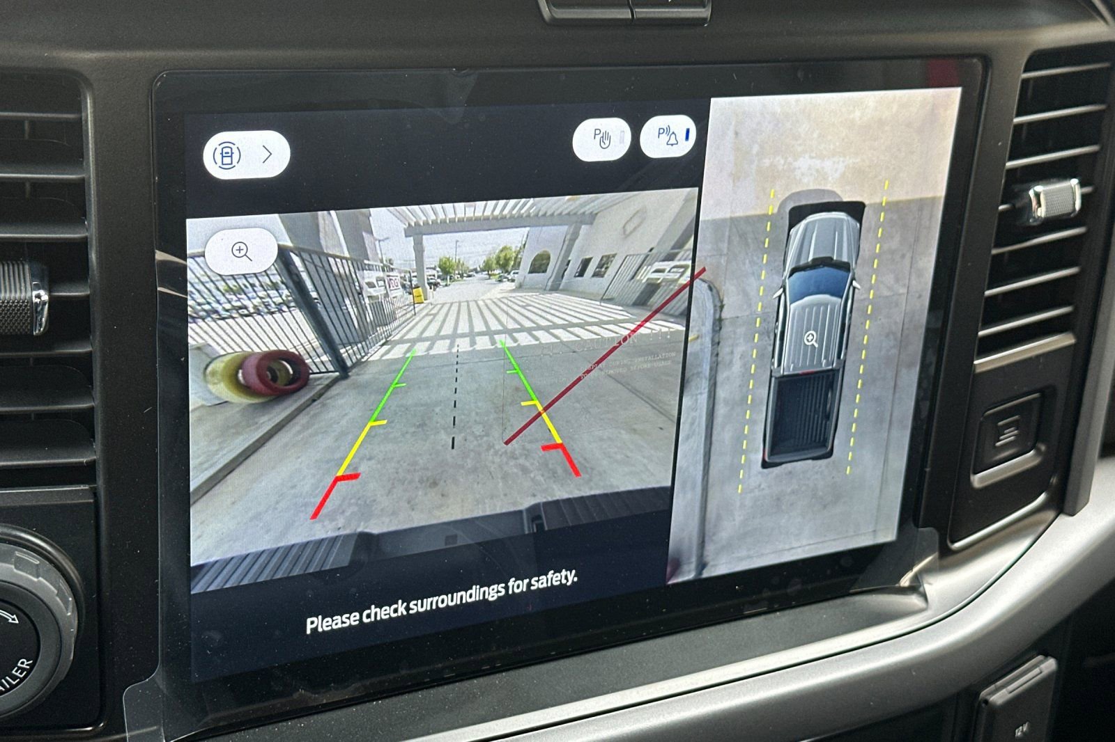 New 2026 Ford F150 XLT w/ Equipment Group 302A MID image 19