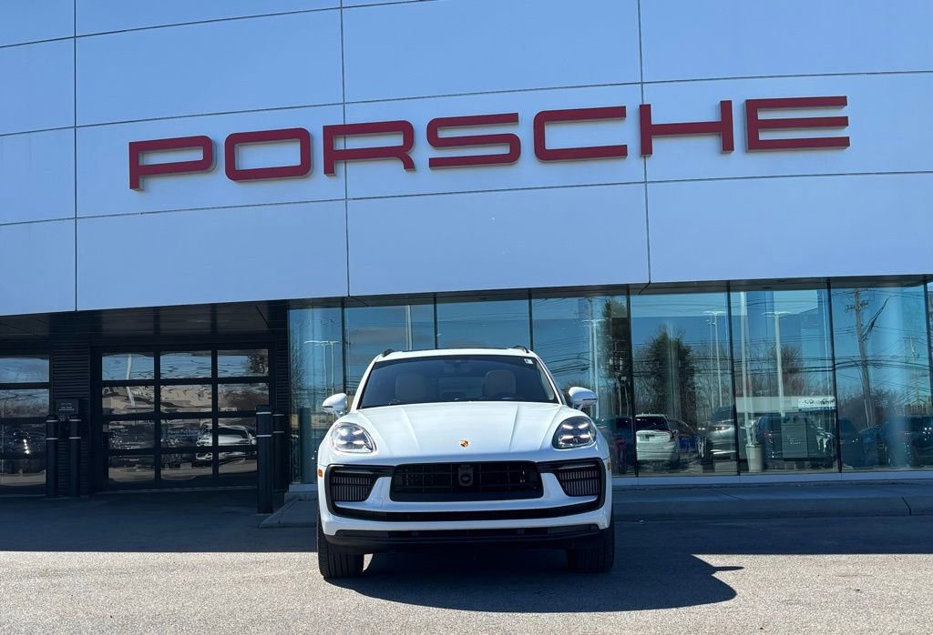 New 2026 Porsche Macan S AWD/4WD image 19