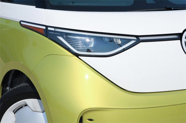 New 2025 Volkswagen ID. Buzz 1st Edition image 3