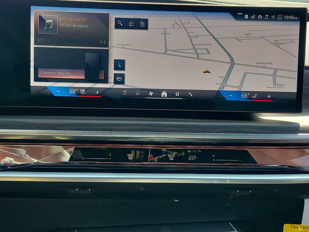 New 2026 BMW i7 M70 RWD image 28