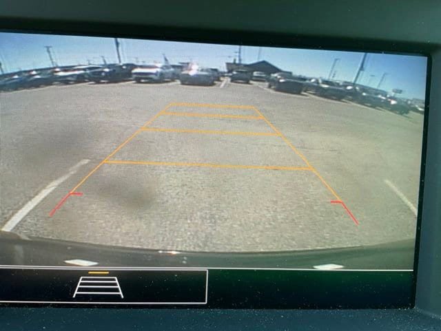 Certified 2022 GMC Terrain SLE w/ Driver Convenience Package FWD image 4