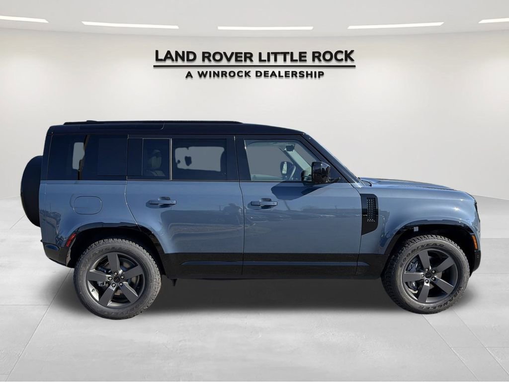 New 2026 Land Rover Defender 110 X-Dynamic SE AWD/4WD image 4