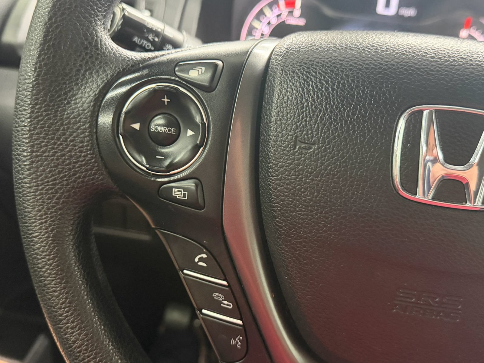 Used 2018 Honda Pilot EX image 27