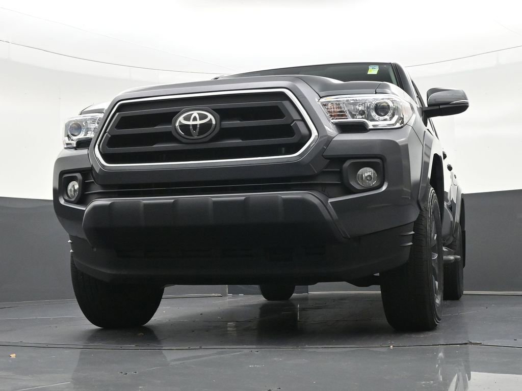 Used 2023 Toyota Tacoma SR5 w/ Technology Package RWD image 35