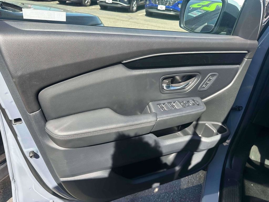 Used 2023 Honda Pilot Touring image 15