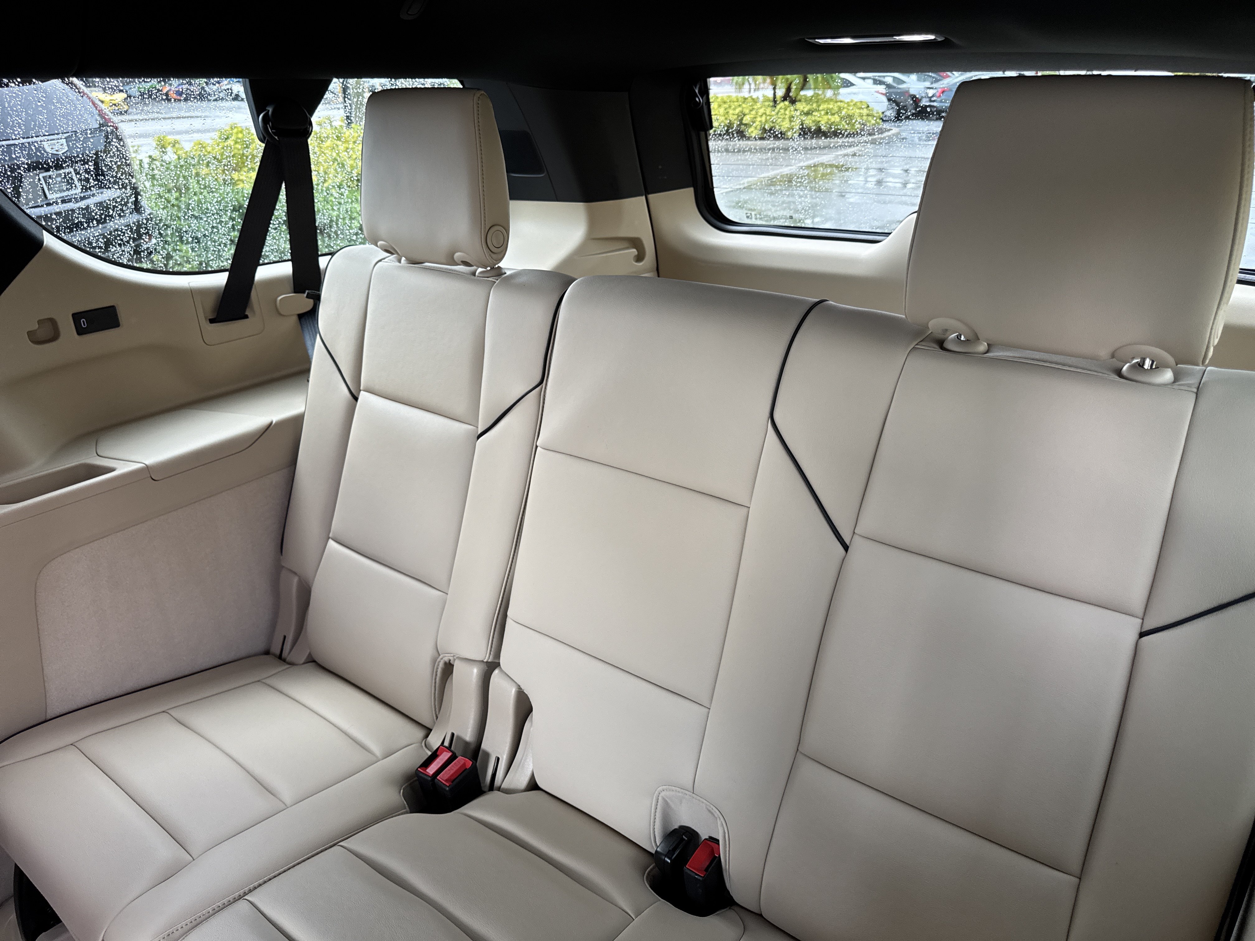 Certified 2024 Cadillac Escalade ESV Premium Luxury w/ Performance Package RWD image 20