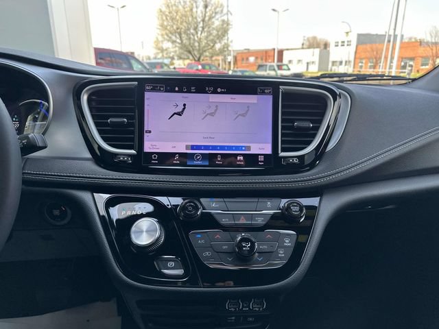 Used 2022 Chrysler Pacifica Touring-L w/ S Appearance Package FWD image 76