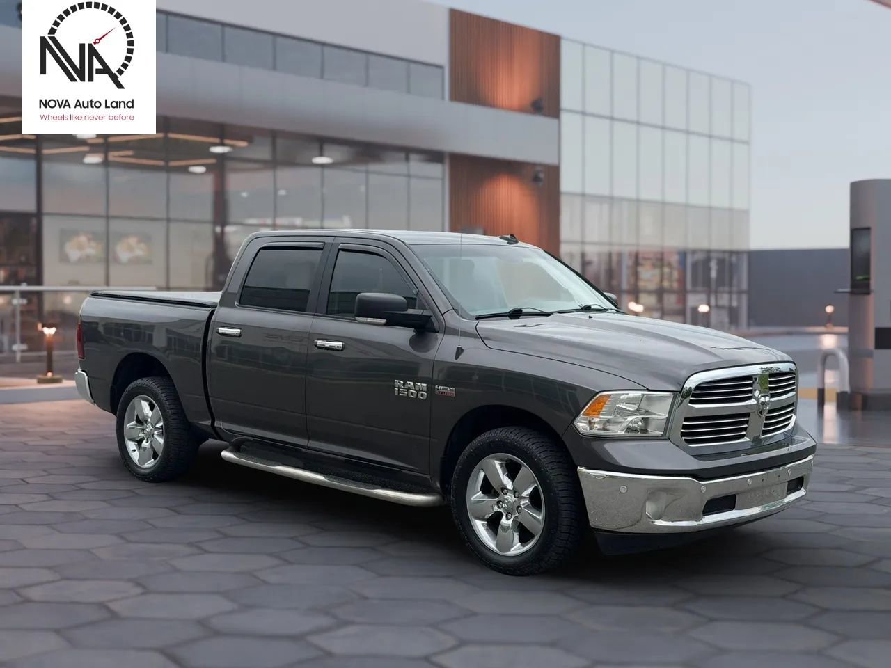 Used 2017 RAM 1500 Big Horn AWD/4WD image 2