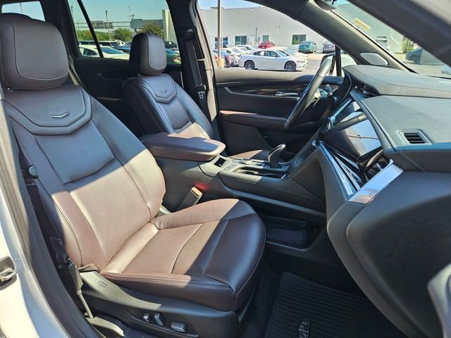 Certified 2023 Cadillac XT6 Premium Luxury AWD/4WD image 23