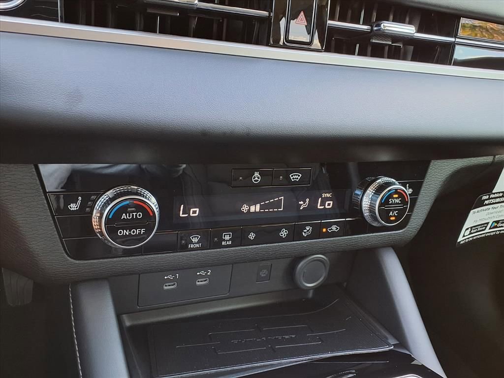 Used 2026 Mitsubishi Outlander SE AWD/4WD image 17