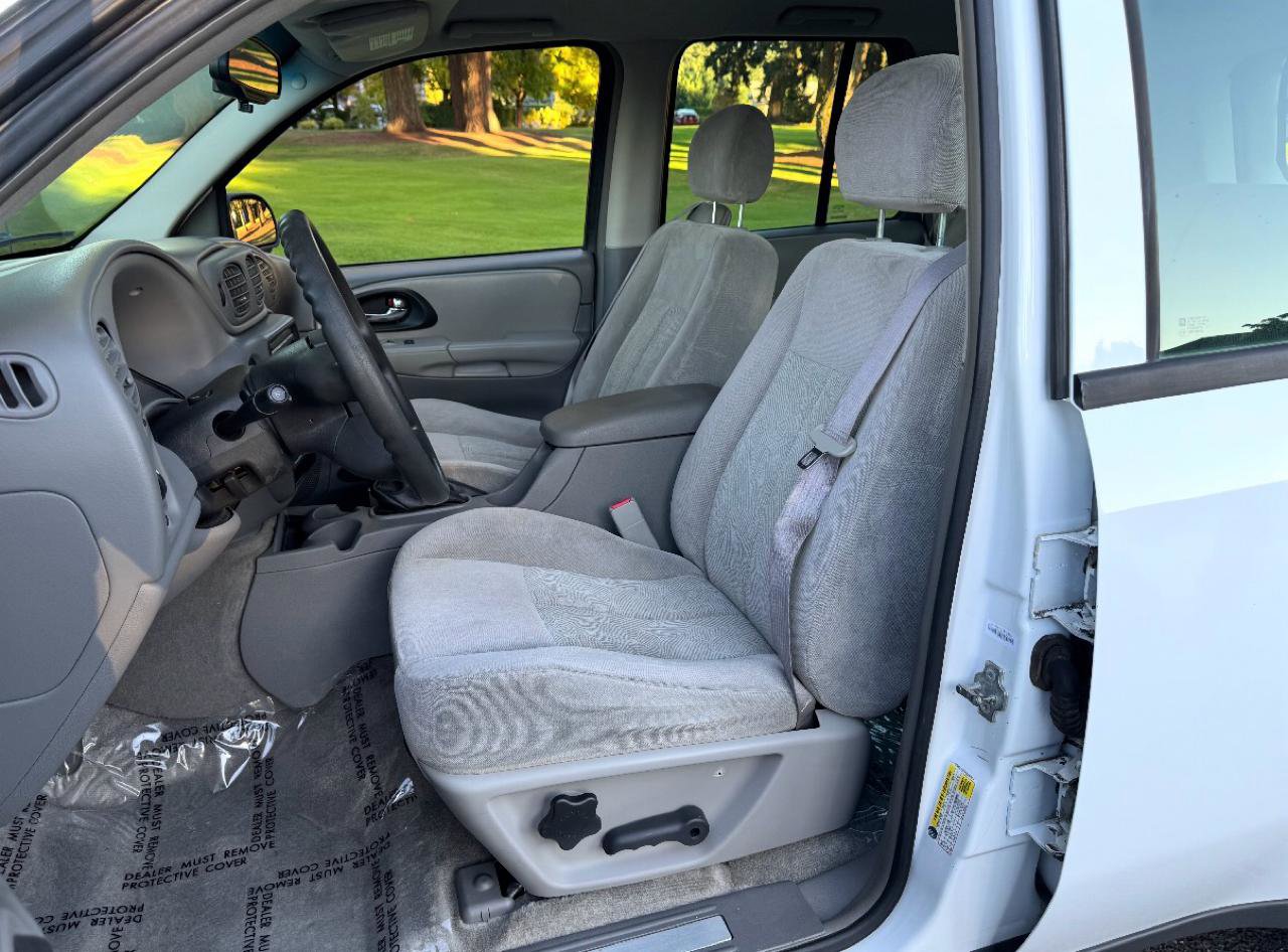 Used 2006 Chevrolet TrailBlazer LS w/ LS Preferred Equipment Group image 11