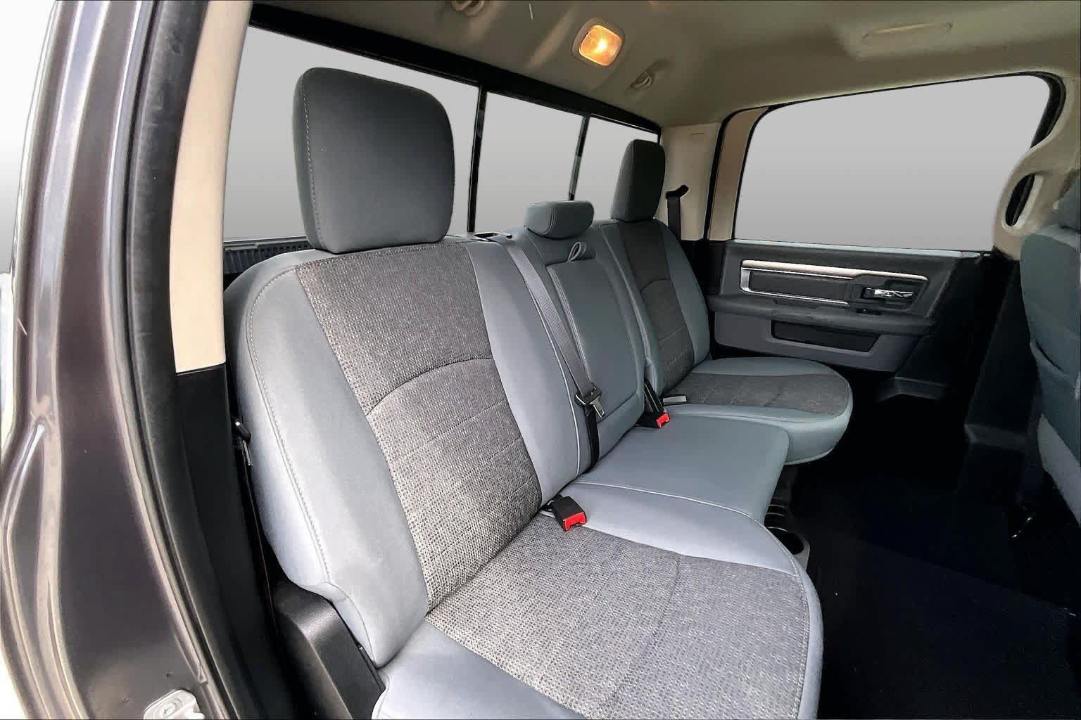 Used 2017 RAM 1500 Lone Star RWD image 18