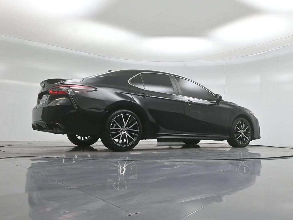 Used 2022 Toyota Camry SE FWD image 47