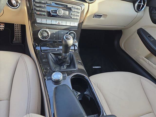 Used 2013 Mercedes-Benz SLK 250 image 12
