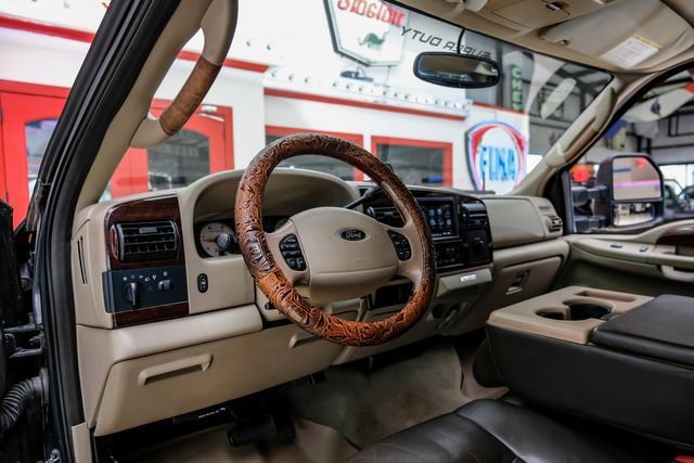 Used 2005 Ford F350 King Ranch AWD/4WD image 5
