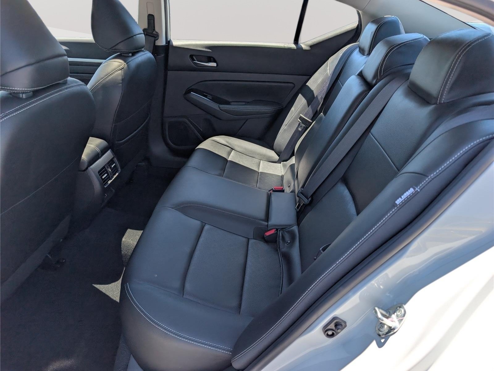 Used 2023 Nissan Altima 2.5 SL AWD/4WD image 15
