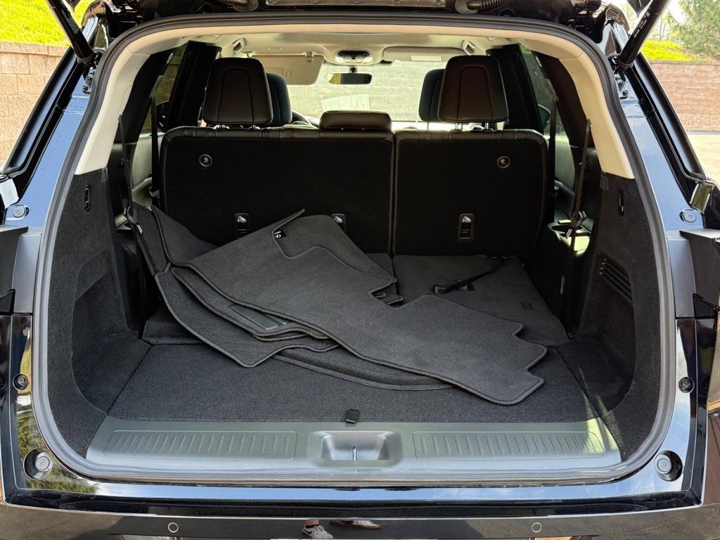 Used 2026 INFINITI QX60 Luxe w/ Cargo Package image 4