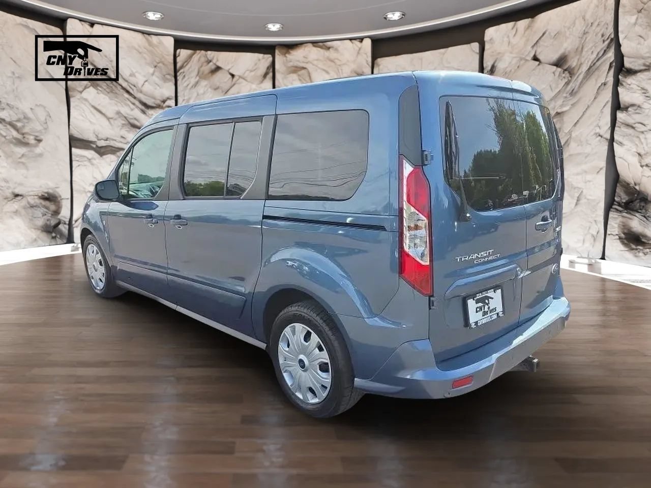 Used 2019 Ford Transit Connect XLT FWD image 7
