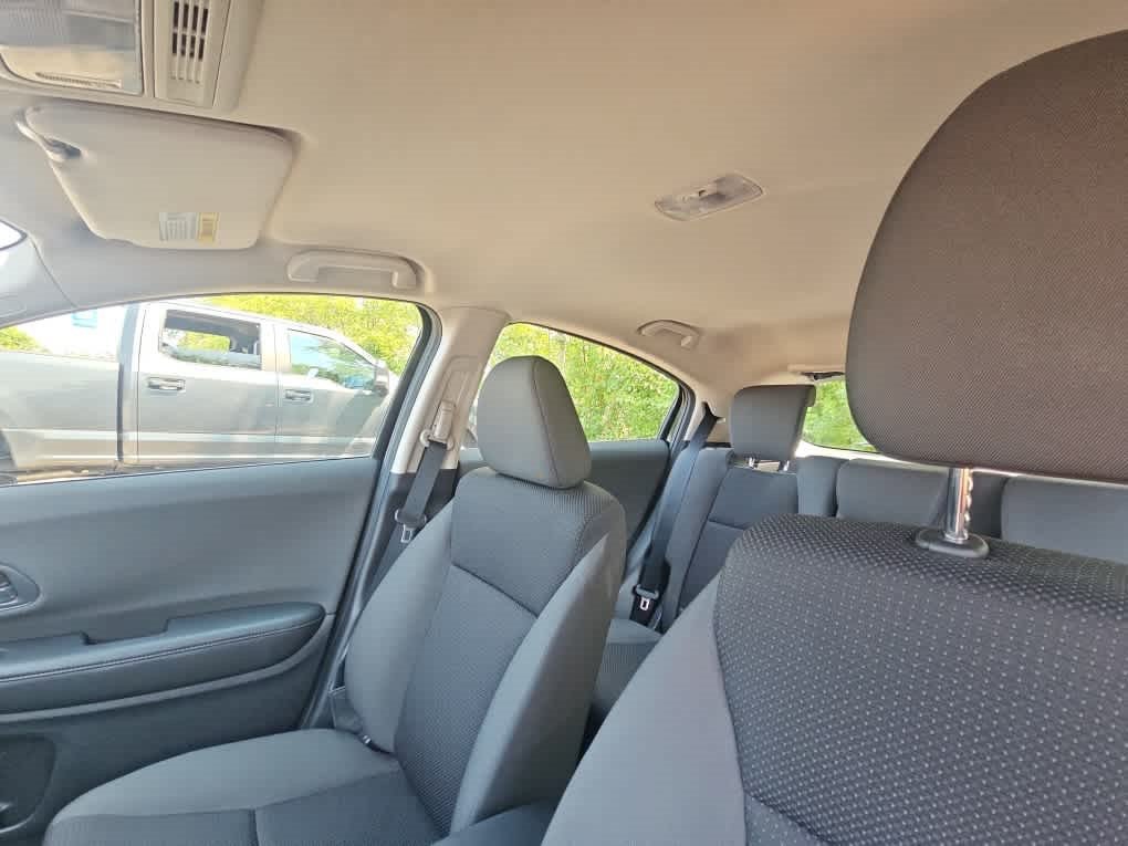 Certified 2021 Honda HR-V LX image 8