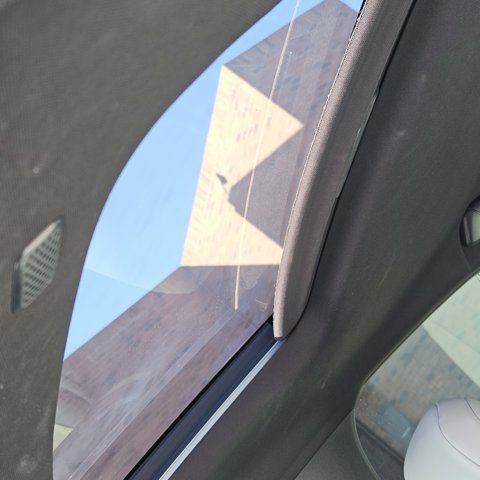 Used 2020 Lexus UX 250h w/ Premium Package image 10