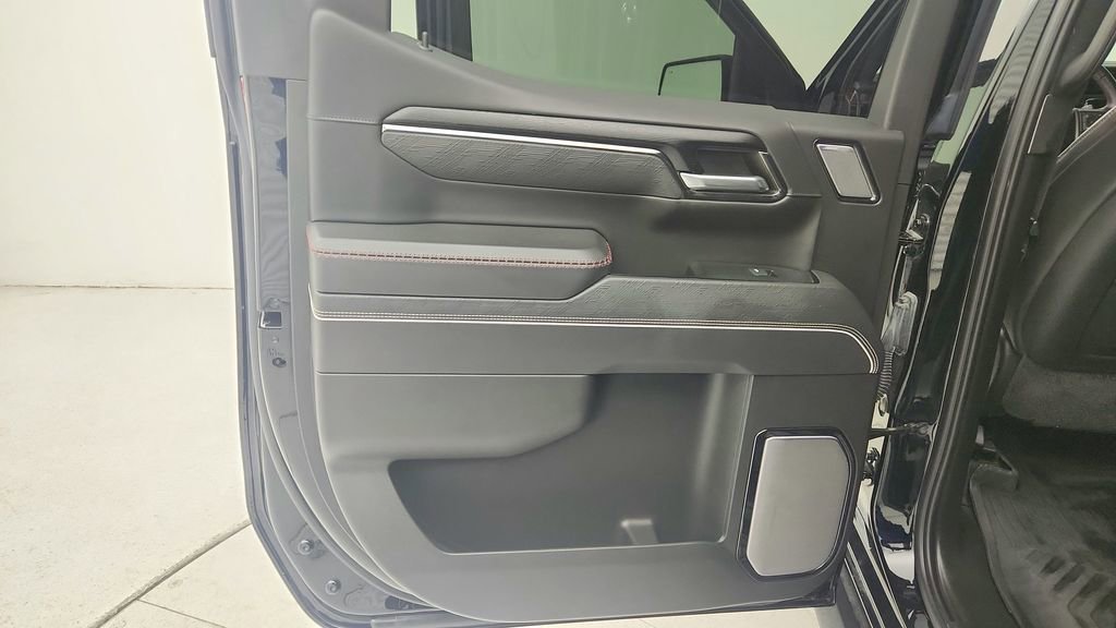 Used 2024 GMC Sierra 1500 AT4X w/ AT4X AEV Edition image 30