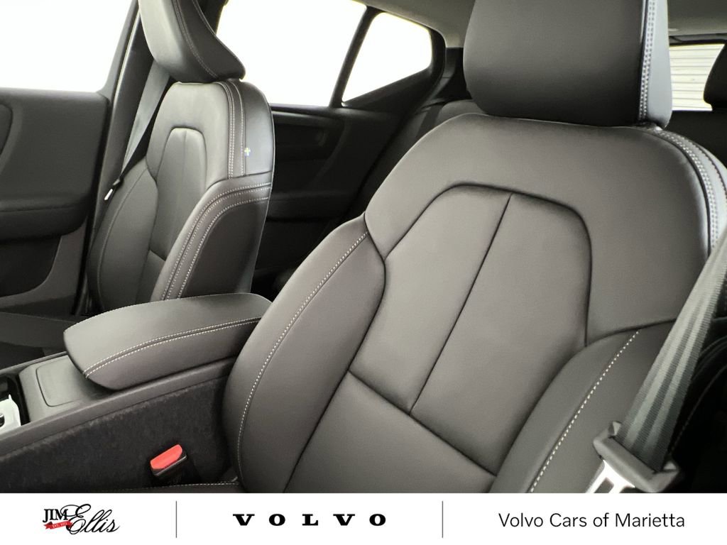 New 2026 Volvo XC40 B4 Plus w/ Climate Package image 11